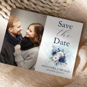 Foto Dusty Blue en Navy Floral Elegant Bruiloft Save The Date
