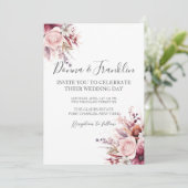 Foto Dusty Roos Roze QR Code Huwelijk Kaart (Staand voorkant)