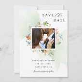 Foto Earthy Blooms en Green Floral Wedding Save The Date (Voorkant)