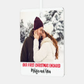 Foto Eerste kerst verloofd Minimal Xmas Custom Metalen Ornament (Voorkant links)