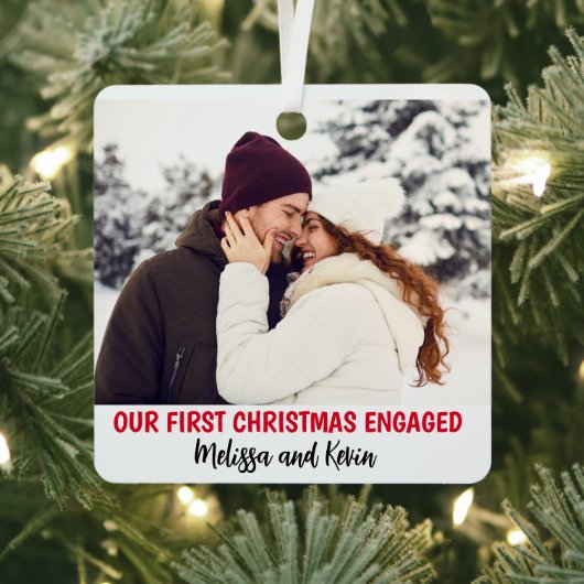 Foto Eerste kerst verloofd Minimal Xmas Custom Metalen Ornament (Insitu)