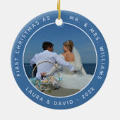 Foto Eerste Kerstmis als Mr en Mrs Blue Wedding Keramisch Ornament (Achterkant)