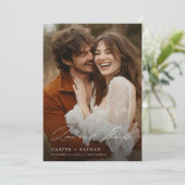 Foto Elegant Chic Script Wedding Bedankkaart (Staand voorkant)