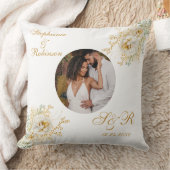 Foto Elegant Goud Wit Bloemen Monogram Bruiloft Kussen (Deken)