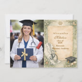 Foto Elegante witte jas afstuderen diergeneeskunde Aankondiging (Voorkant)