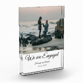 Foto en naam van verloving Couple (Links)