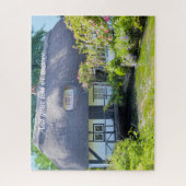 Foto, Engelstalig dakkapje en tuin Legpuzzel (Verticaal)