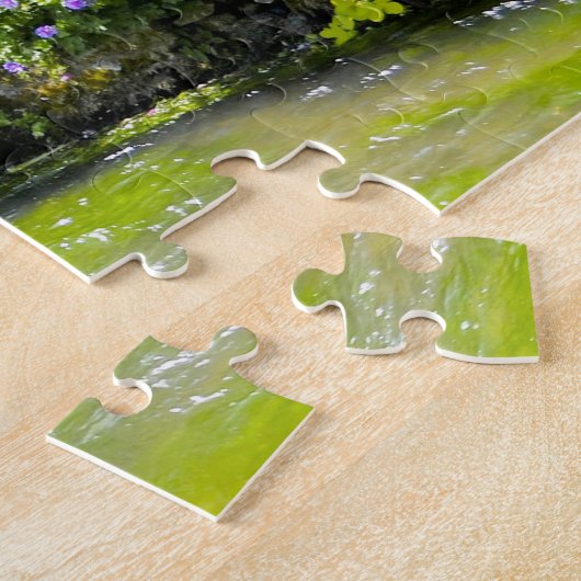 Foto, Engelstalig dakkapje en tuin Legpuzzel (Zijkant)