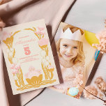 Foto Floral Pink Gold kids Verjaardag Kaart<br><div class="desc">Breng uw gasten naar een tijdloos tijdperk van elegantie met onze Retro Floral Pink Gold Kids Verjaardagsuitnodiging. Deze uitnodiging is niet zomaar een aankondiging; het is een meesterwerk dat retro charme naadloos combineert met een vleugje moderne gratie. De bloemmotieven, versierd met tinten van roze en goud, brengen een flair naar...</div>