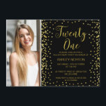 Foto Gold Black 21st Birthday Uitnodiging<br><div class="desc">Deze eenvoudige maar zoete foto 21ste verjaardagsuitnodiging bevat een grote nepgouden glitterkop en polka stippen op een zwarte achtergrond. De achterkant van de uitnodiging is roze met hetzelfde faux roze pokkenpatroon. De sjabloon is zeer gemakkelijk uit te geven. Voor meer dan 21e uitnodiging gaan design naar de winkel. Deze meisjes...</div>
