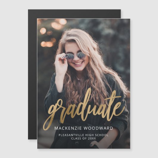 Foto Gouden Script Magnetische Afstudeeraankondigi Uitnodiging (Voorkant / Achterkant)