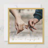 Foto gouden script verloofd aankondigingsfeest aankondiging (Voorkant)