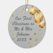 Foto Grijs Goud Eerste Kerstmis Mr Mrs. Keramisch Ornament (Links)