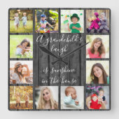 Foto grijs hout van de Laugh Quote van een kleinki Vierkante Klok (Voorkant)