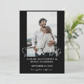 Foto & hand Typografie Save the Date 2 Black Vert Kaart (Staand voorkant)