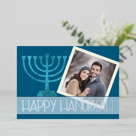 Foto Hanukkah Blau Witte Gouden Menora Glitters Folie Feestdagenkaart (Staand Voorkant)