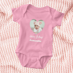 Foto hart naam verjaardag baby meisje roze romper