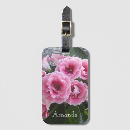 Foto. Heldere roze bloemen. Bagagelabel (Voorkant (verticaal))
