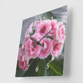Foto. Heldere roze bloemen. Vierkante Klok (Hoek)