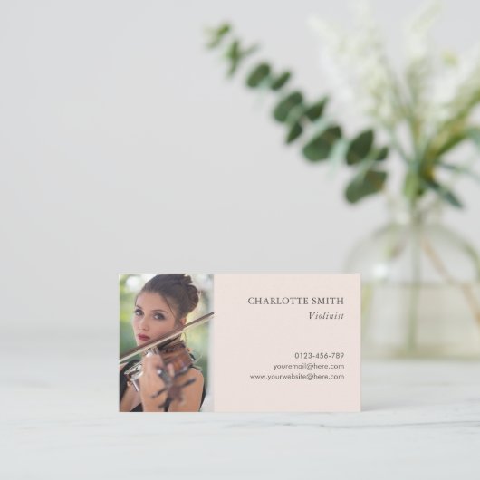 Foto Klassiek muzikant Professional Blush Roze Visitekaartje (Staand voorkant)