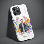 Foto kleurrijke Floral Simple Modern Personalized Case-Mate iPhone 14 Pro Hoesje<br><div class="desc">Foto Colorful Floral Simple Modern Personal Name Smartphone iPhone Case is voorzien van een favoriete foto die is omgeven door een bloeiende, kleurrijke waterverf bloemen. Gepersonaliseerd met jouw naam in moderne elegante kalligrafiekmanuscripttypografie. Ideaal voor verjaardag, Kerstmis, Moederdag, zus, beste vriend, vriendin en nog veel meer. FOTO TIP: centreer uw foto's...</div>