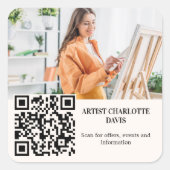 Foto kunstenaar ontwerper ivoorkleurige QR-code Vierkante Sticker (Voorkant)