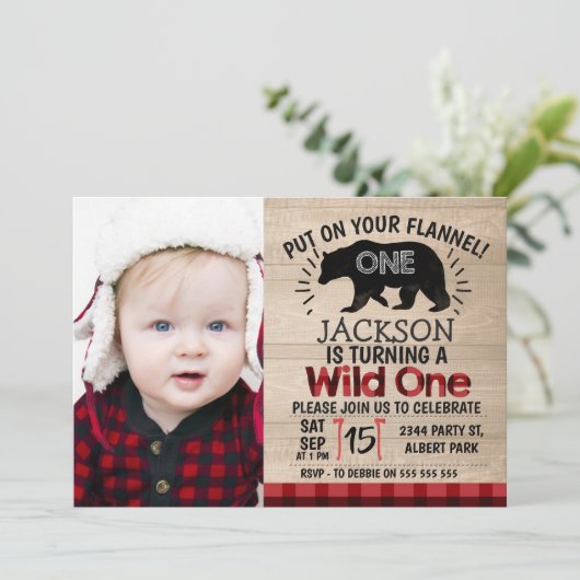 Foto: Lumberjack Wood 1st Birthday Uitnodiging (Staand voorkant)