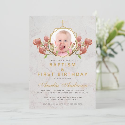 Foto Meisje Doop Roze Magnolia Eerste Verjaardag Kaart (Staand voorkant)