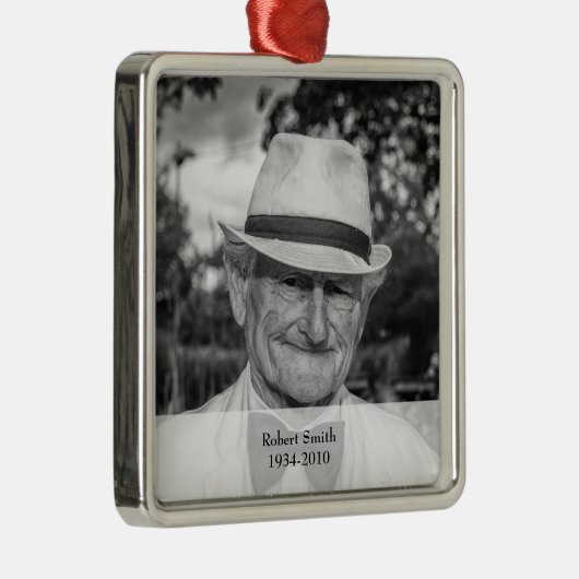 Foto Memorial Keepomwille Ornament (Rechts)