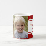 Foto Merry Christmas Mom Mok<br><div class="desc">Merry Christmas Mom aangepaste foto mok in stijlvolle rood en wit sneeuwvlokpatroon met aanpasbare tekst en foto,  ideaal als een vakantie cadeau.</div>