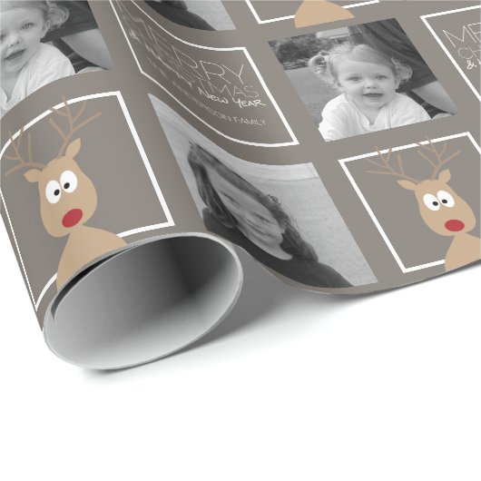 Foto met Cartoon Reindeer met vrolijk kerstfeest Cadeaupapier (Rol Hoek)