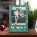 Foto met Green Boho Waterverf Dot Pattern Feestdagenkaart<br><div class="desc">Een modern design met een groen puntpatroon met een boho-stip en een verticale foto. Een minimaal ontwerp dat in de geavanceerde pas gebied kan worden veranderd.</div>
