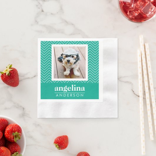 Foto met Modern Chevron Pattern en Aangepaste naam Servetten (Insitu)