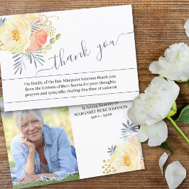 Foto met Peach Yellow Flowers en Script Funeral Bedankkaart