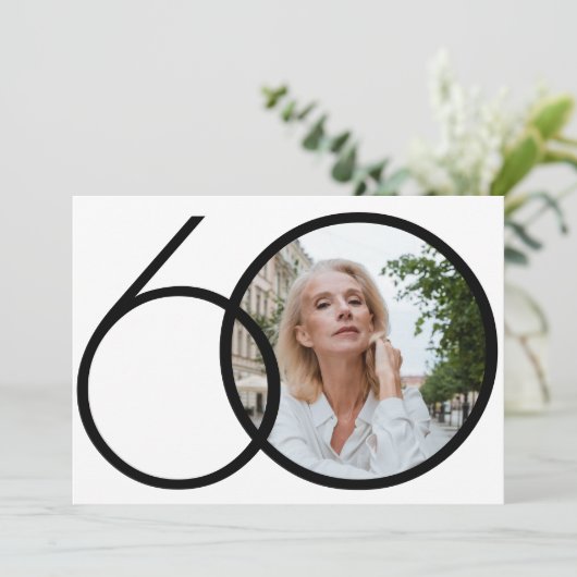 Foto Minimalist Zwart Wit 60e Verjaardag Kaart (Staand voorkant)