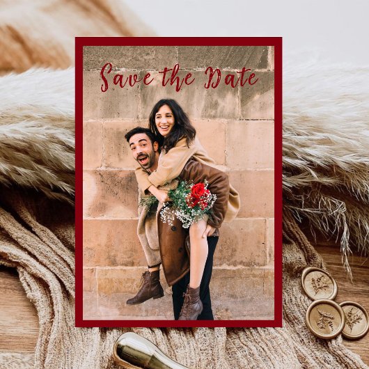 Foto Modern Script Bourgondië Bewaar de datum Kaart