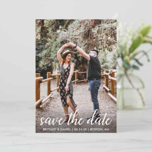 Foto modern script Verloving Save The Date (Staand voorkant)