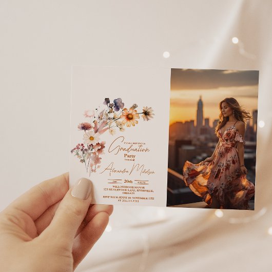 Foto Modern Wildflower Afstuderen Kaart