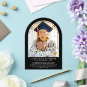 Foto Moderne Boog Script Afstudeer Uitnodiging (Insitu (Huwelijk))