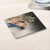 Foto Moderne Save the Date Elegante Gouden Schrift Kartonnen Onderzetters (Schuin)