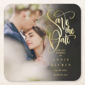 Foto Moderne Save the Date Elegante Gouden Schrift Kartonnen Onderzetters (Voorkant)