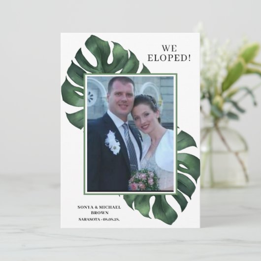 Foto Monstera We hielpen bij de aankondiging van d (Staand voorkant)