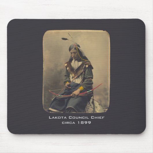  Foto Native American Lakota Indian Chief Muismat (Voorkant)