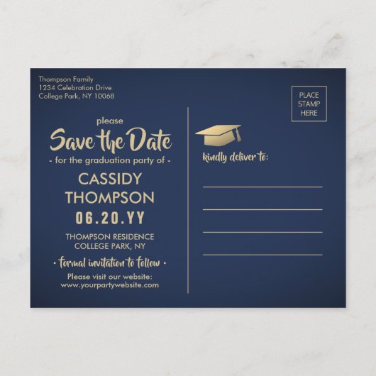 Foto Navy Blue en Gold Afstuderen Save the Date Briefkaart (Achterkant)