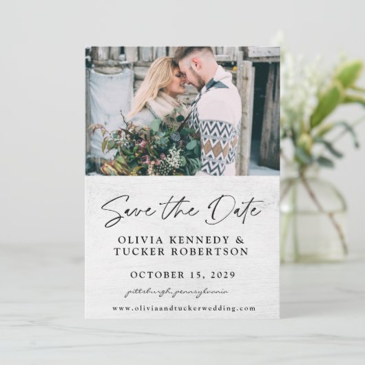 Foto op Wood Rustic Save the Date Uitnodiging (Staand voorkant)