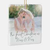 Foto overlay Eerste Kerstmis Mrs Names Year Keramisch Ornament (Rechts)