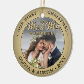 Foto Passen getrouwd 1st Xmas Faux Gold Keramisch Ornament (Links)