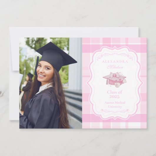 Foto Preppy Coquette Pink Bow Afstuderen Aankondiging (Voorkant)