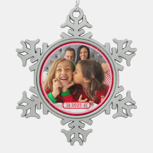 Foto Pret met Stampende Rendieren  Tin Sneeuwvlok Ornament (Voorkant)