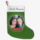 Foto: Red Green Polka Dot Lijst en Custom Year Kleine Kerstsok (Voorkant)